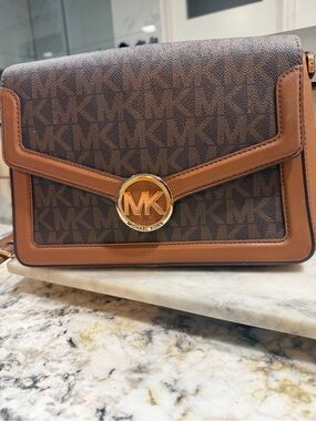Michael Kors Brown handbag Jessie MD